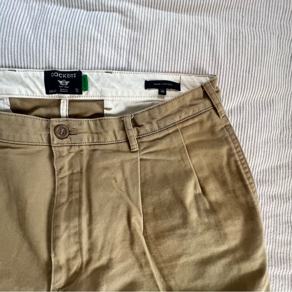 Dockers Relaxed Chinos